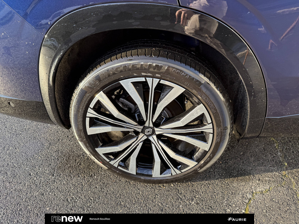 Acheter Renault Espace 6 Espace E-Tech full hybrid 200 GSR2 Iconic 5p occasion dans les concessions du Groupe Faurie