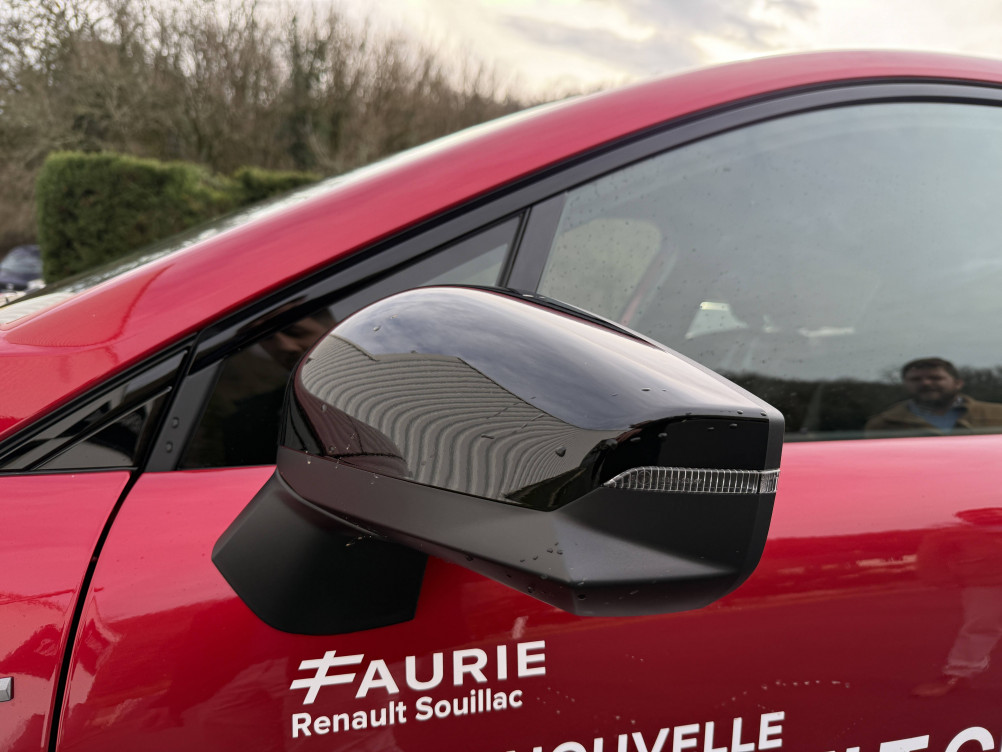 Acheter Renault Clio 6 Clio E-Tech full hybrid 160 ch esprit Alpine 5p neuf dans les concessions du Groupe Faurie