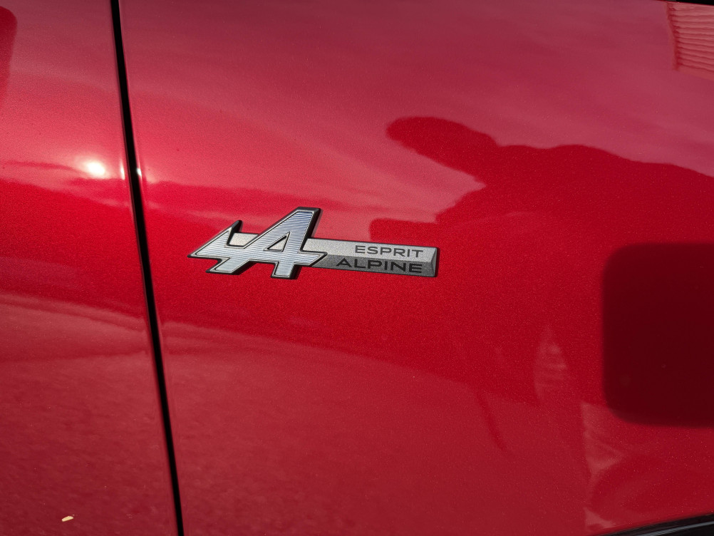 Acheter Renault Clio 6 Clio E-Tech full hybrid 160 ch esprit Alpine 5p neuf dans les concessions du Groupe Faurie