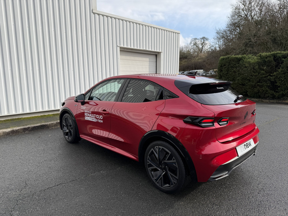Acheter Renault Clio 6 Clio E-Tech full hybrid 160 ch esprit Alpine 5p neuf dans les concessions du Groupe Faurie
