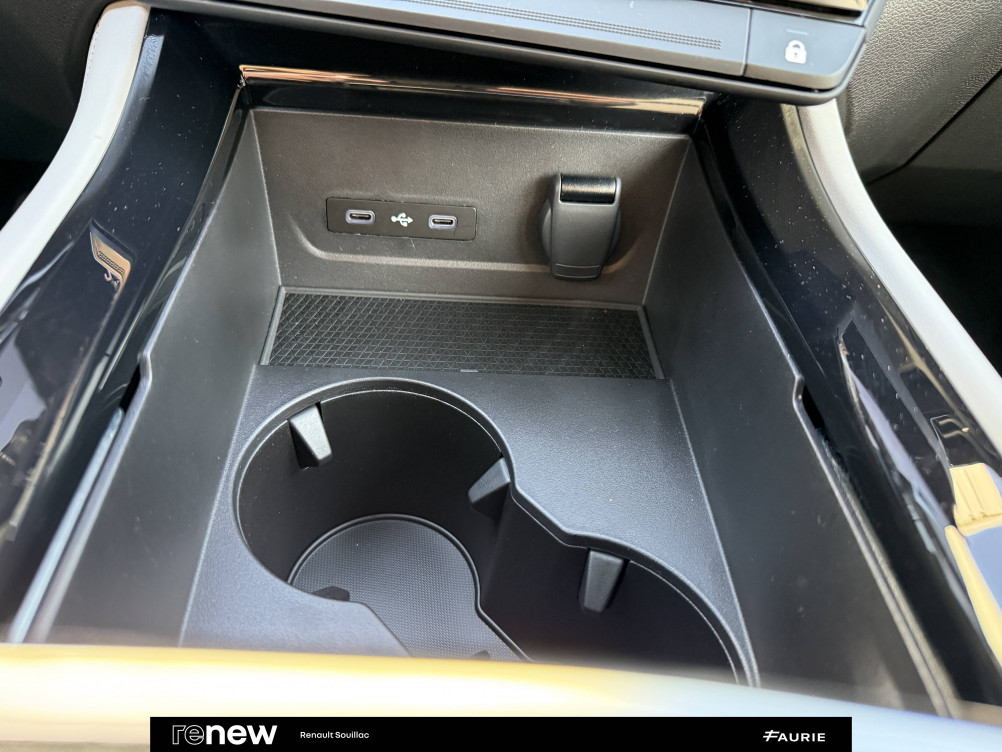 Acheter Renault Espace 6 Espace E-Tech full hybrid 200 GSR2 Iconic 5p occasion dans les concessions du Groupe Faurie