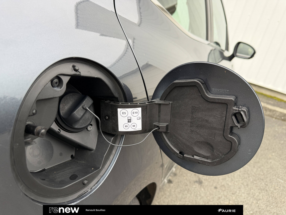Acheter Renault Clio 5 Clio E-Tech 140 - 21N Intens 5p occasion dans les concessions du Groupe Faurie
