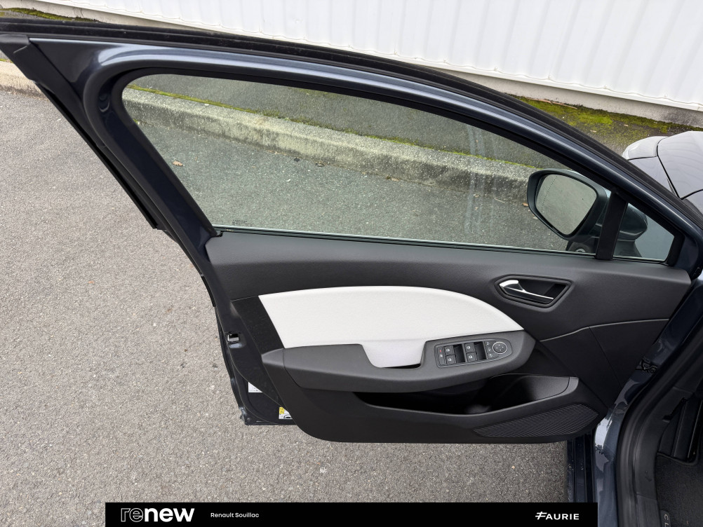 Acheter Renault Clio 5 Clio E-Tech 140 - 21N Intens 5p occasion dans les concessions du Groupe Faurie