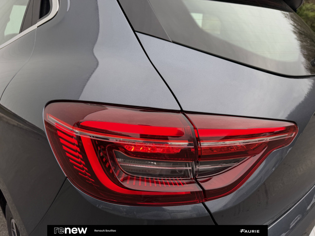 Acheter Renault Clio 5 Clio E-Tech 140 - 21N Intens 5p occasion dans les concessions du Groupe Faurie