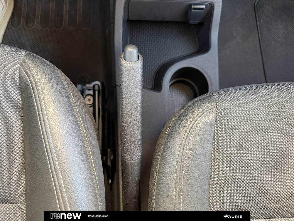 Acheter Renault Kangoo 3 KANGOO VAN BLUE DCI 115 EDC GRAND CONFORT - 22 5p occasion dans les concessions du Groupe Faurie