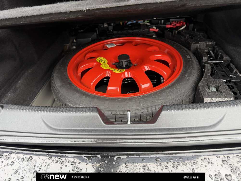 Acheter Jaguar XE XE D180 BVA R-Dynamic S 4p occasion dans les concessions du Groupe Faurie