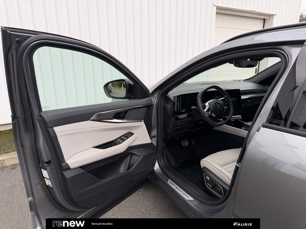 Acheter Renault Espace 6 Espace E-Tech hybrid 200 Iconic 5p occasion dans les concessions du Groupe Faurie