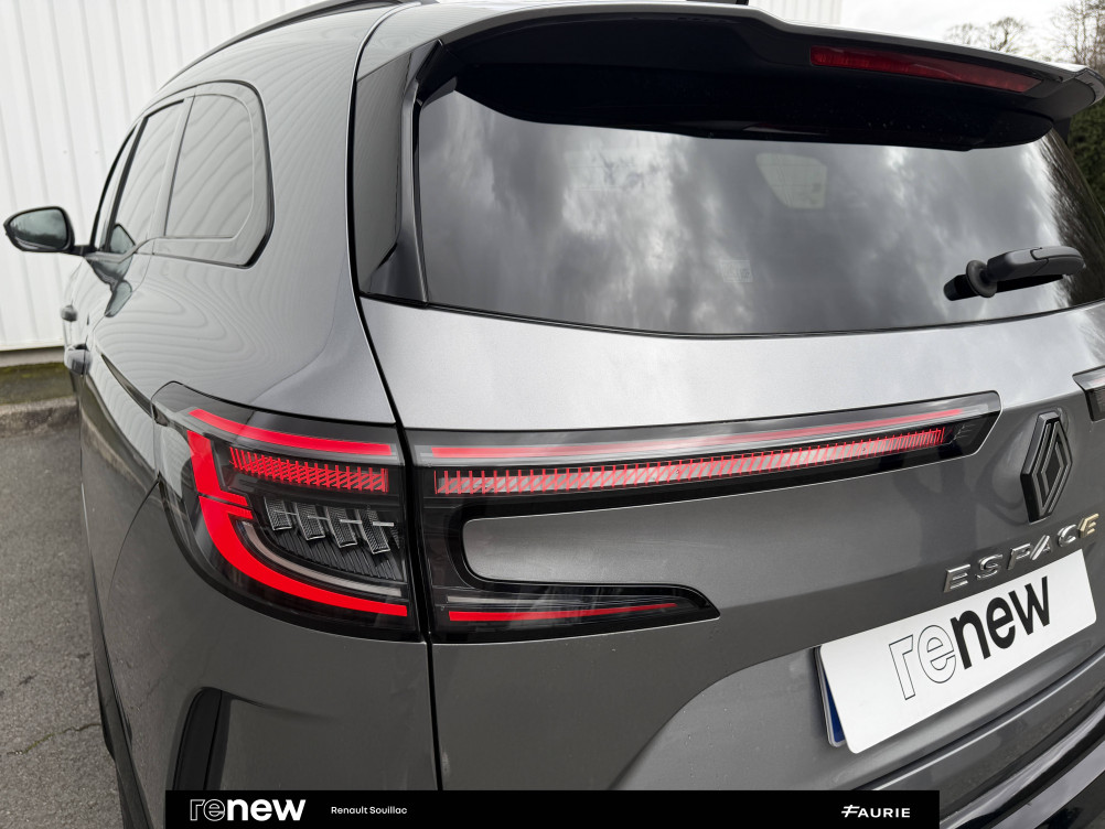 Acheter Renault Espace 6 Espace E-Tech hybrid 200 Iconic 5p occasion dans les concessions du Groupe Faurie