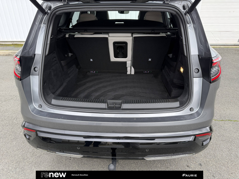 Acheter Renault Espace 6 Espace E-Tech hybrid 200 Iconic 5p occasion dans les concessions du Groupe Faurie