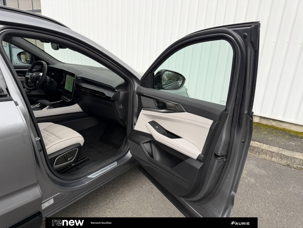 Acheter Renault Espace 6 Espace E-Tech hybrid 200 Iconic 5p occasion dans les concessions du Groupe Faurie