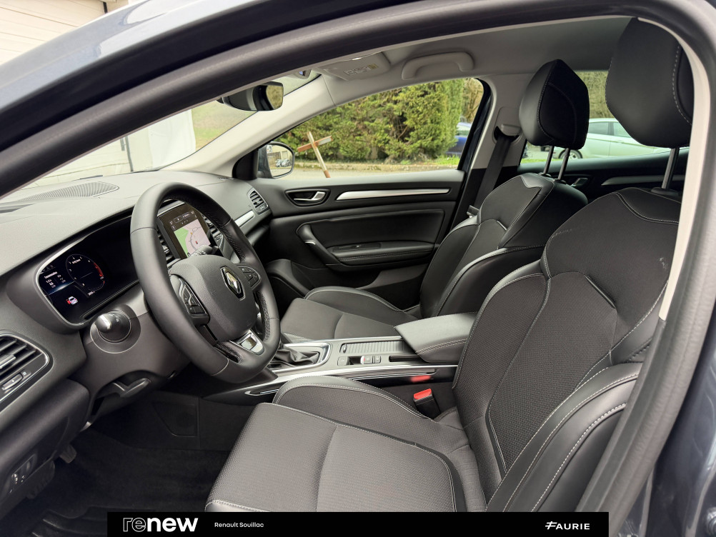 Acheter Renault Megane 4 Mégane IV Berline TCe 140 EDC FAP - 21N Intens 5p occasion dans les concessions du Groupe Faurie