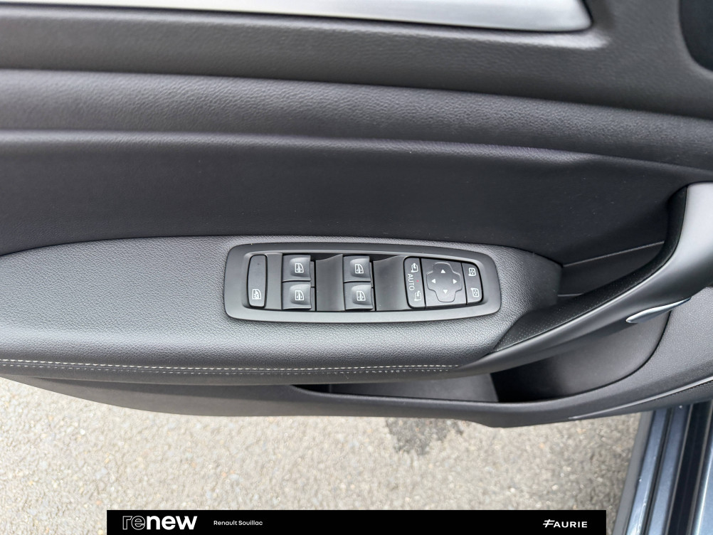 Acheter Renault Megane 4 Mégane IV Berline TCe 140 EDC FAP - 21N Intens 5p occasion dans les concessions du Groupe Faurie