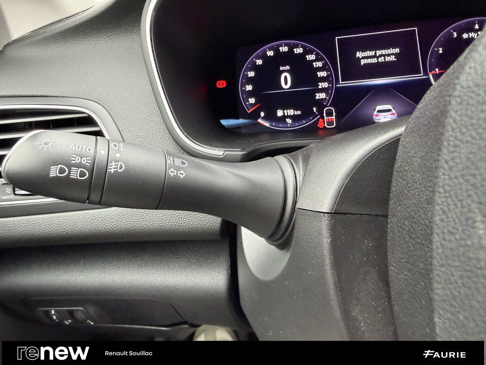 Acheter Renault Megane 4 Mégane IV Berline TCe 140 EDC FAP - 21N Intens 5p occasion dans les concessions du Groupe Faurie