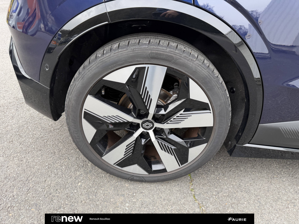 Acheter Renault Megane E-Tech Megane E-Tech 220 ch autonomie confort GSR2 Techno 5p occasion dans les concessions du Groupe Faurie