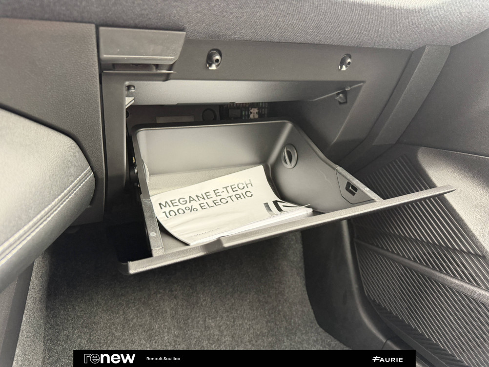 Acheter Renault Megane E-Tech Megane E-Tech 220 ch autonomie confort GSR2 Techno 5p occasion dans les concessions du Groupe Faurie