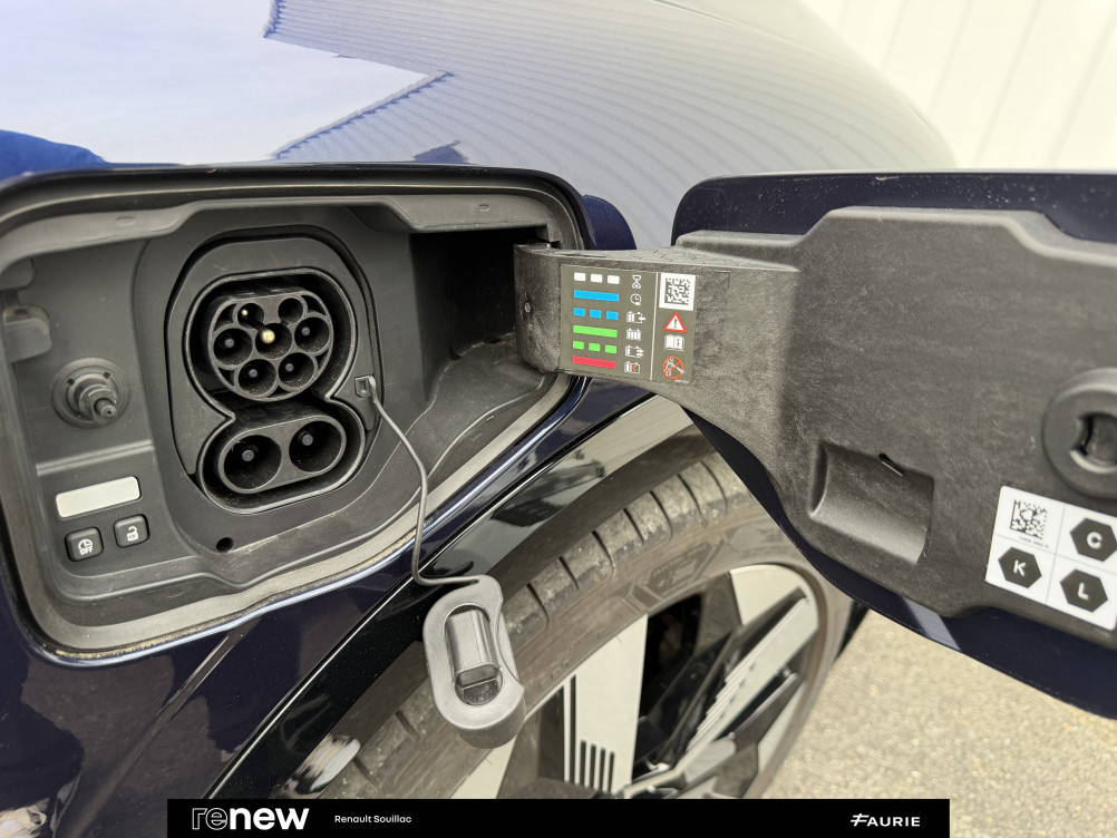 Acheter Renault Megane E-Tech Megane E-Tech 220 ch autonomie confort GSR2 Techno 5p occasion dans les concessions du Groupe Faurie