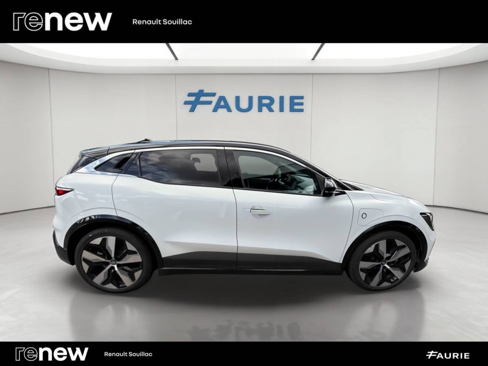 Acheter Renault Megane E-Tech Megane E-Tech 220 ch autonomie confort GSR2 Techno 5p occasion dans les concessions du Groupe Faurie