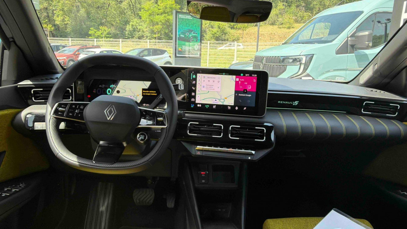 Acheter Renault Renault 5 Renault 5 E-Tech Electrique 150 ch autonomie confort Iconic cinq 5p neuf dans les concessions du Groupe Faurie