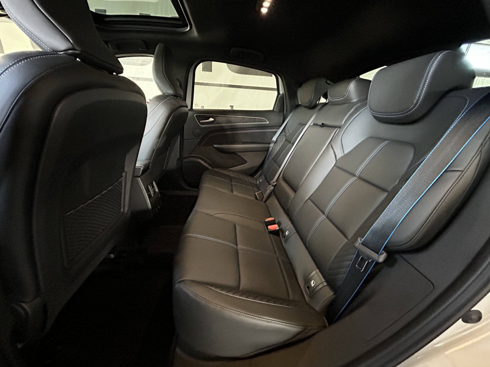 Acheter Renault Arkana Arkana E-Tech 145 - 23 esprit Alpine 5p occasion dans les concessions du Groupe Faurie