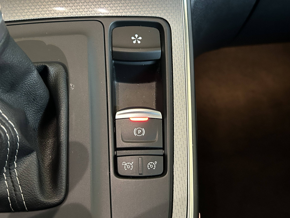 Acheter Renault Grand Scenic 4 Grand Scenic TCe 140 EDC Techno 5p occasion dans les concessions du Groupe Faurie