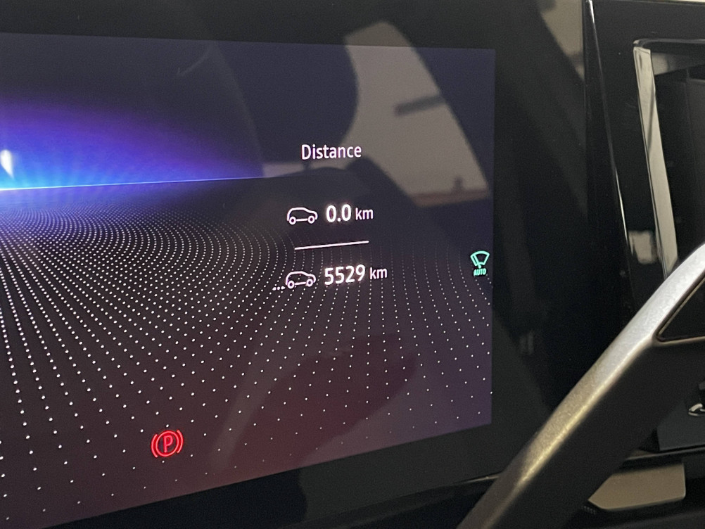 Acheter Renault Megane E-Tech Megane E-Tech EV40 130ch standard charge Equilibre 5p occasion dans les concessions du Groupe Faurie