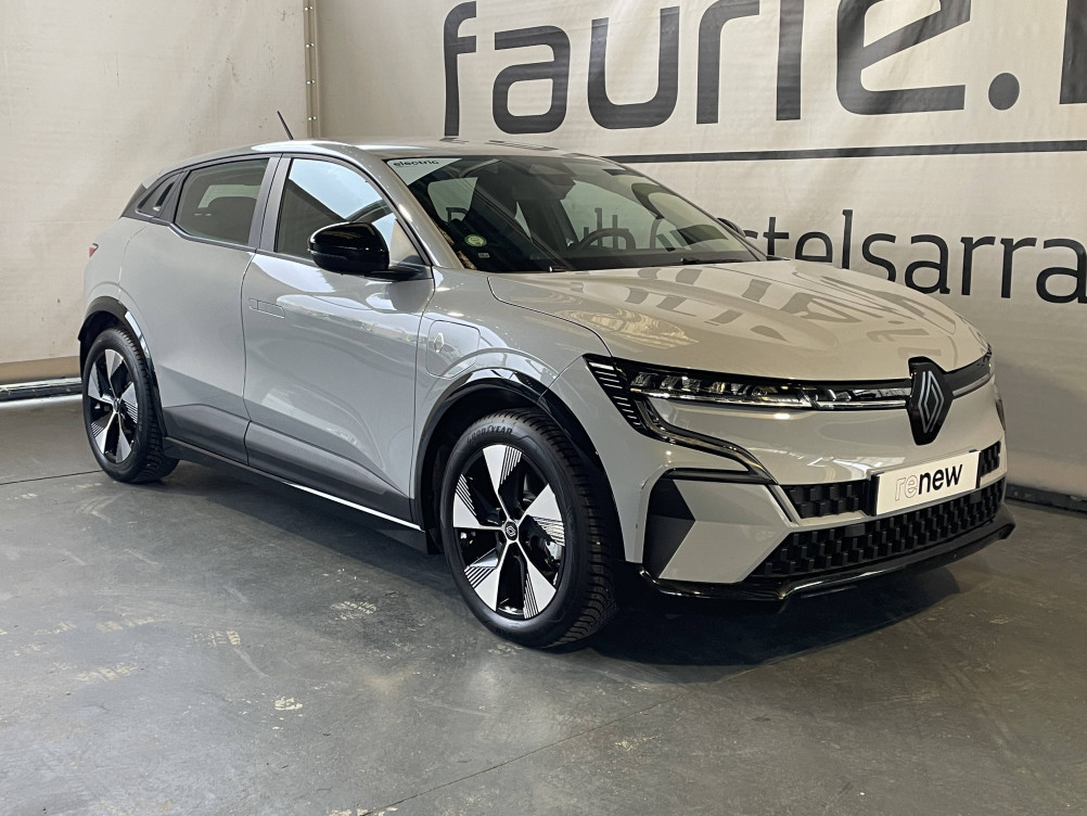 Acheter Renault Megane E-Tech Megane E-Tech EV40 130ch standard charge Equilibre 5p occasion dans les concessions du Groupe Faurie