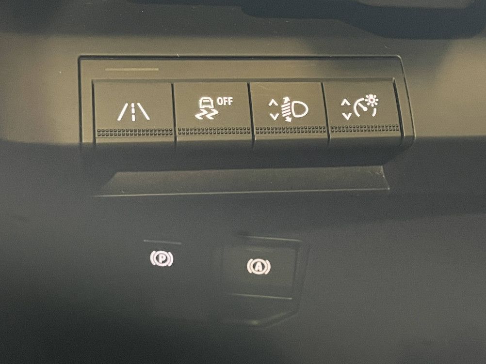Acheter Renault Megane E-Tech Megane E-Tech EV40 130ch standard charge Equilibre 5p occasion dans les concessions du Groupe Faurie