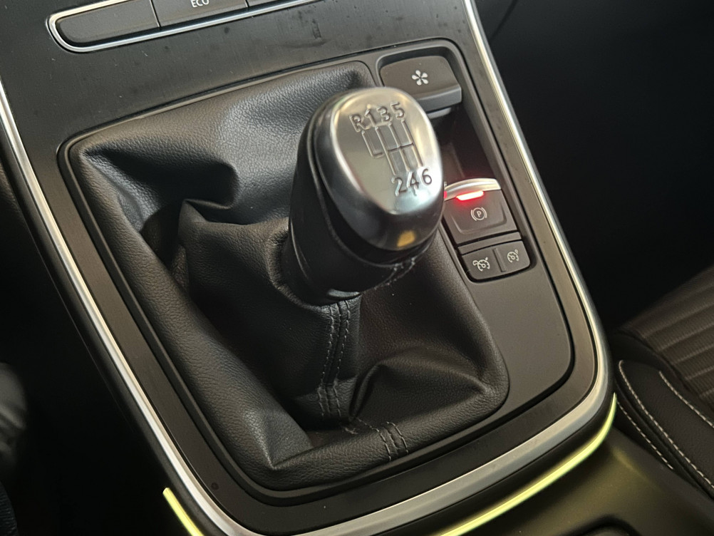 Acheter Renault Scenic 4 Scenic Blue dCi 150 Intens 5p occasion dans les concessions du Groupe Faurie