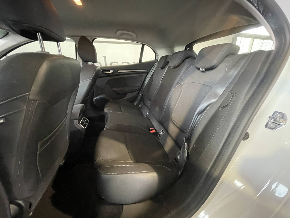 Acheter Renault Megane 4 Mégane IV Berline Blue dCi 115 EDC - 20 Business 5p occasion dans les concessions du Groupe Faurie