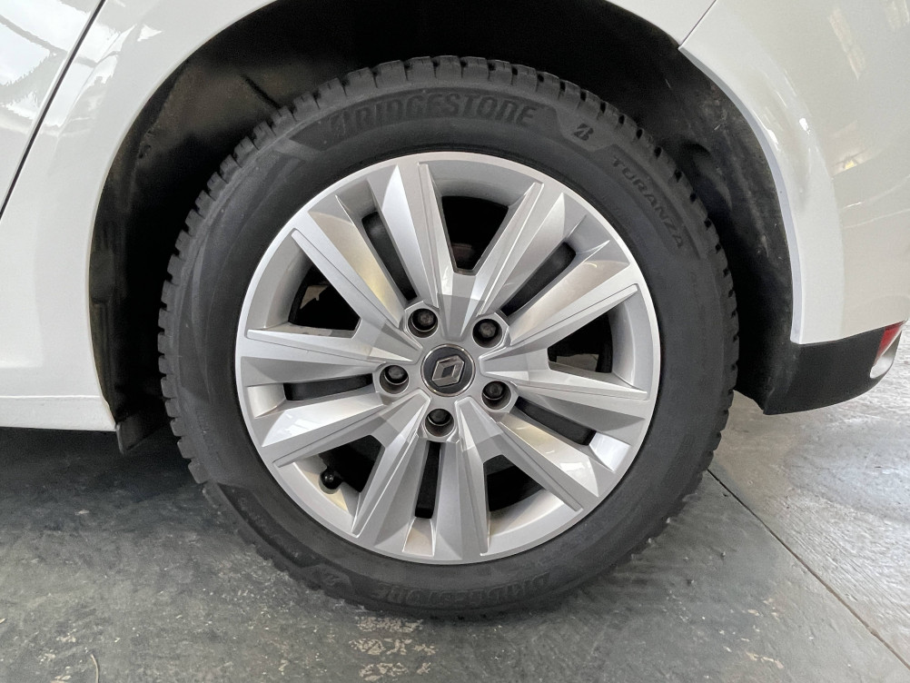Acheter Renault Megane 4 Mégane IV Berline Blue dCi 115 EDC - 20 Business 5p occasion dans les concessions du Groupe Faurie