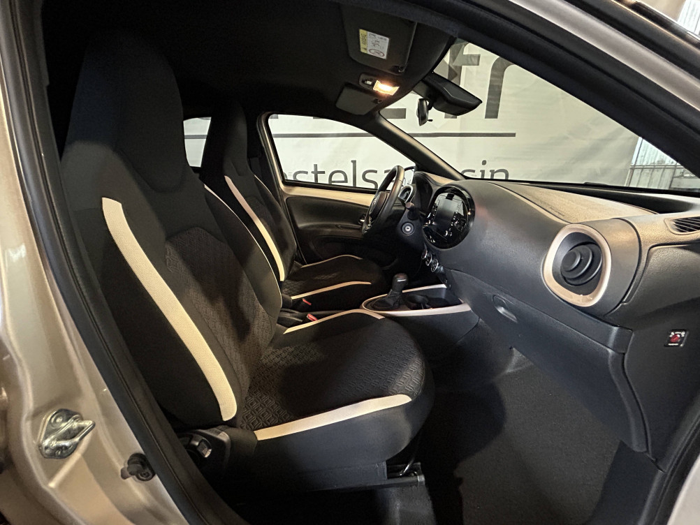 Acheter Toyota Aygo X Aygo X 1.0 VVT-i 72 S-CVT Design 5p occasion dans les concessions du Groupe Faurie