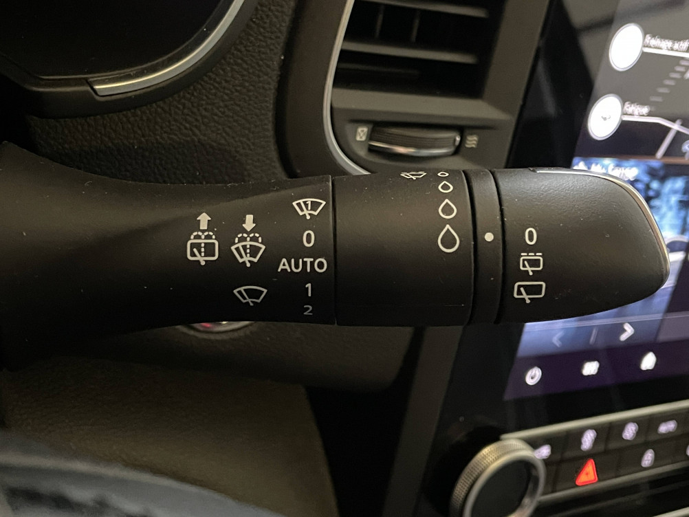 Acheter Renault Megane 4 Megane IV Berline Blue dCi 115 EDC Techno 5p occasion dans les concessions du Groupe Faurie