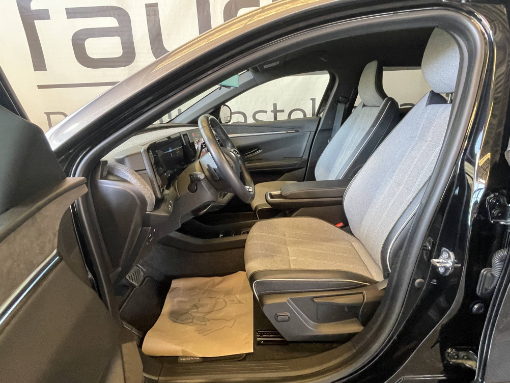 Acheter Renault Megane E-Tech Megane E-Tech EV60 220 ch super charge Techno 5p occasion dans les concessions du Groupe Faurie