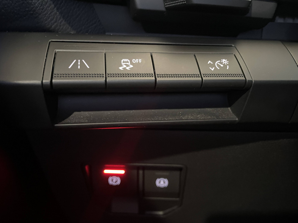 Acheter Renault Megane E-Tech Megane E-Tech EV60 220 ch super charge Iconic 5p occasion dans les concessions du Groupe Faurie