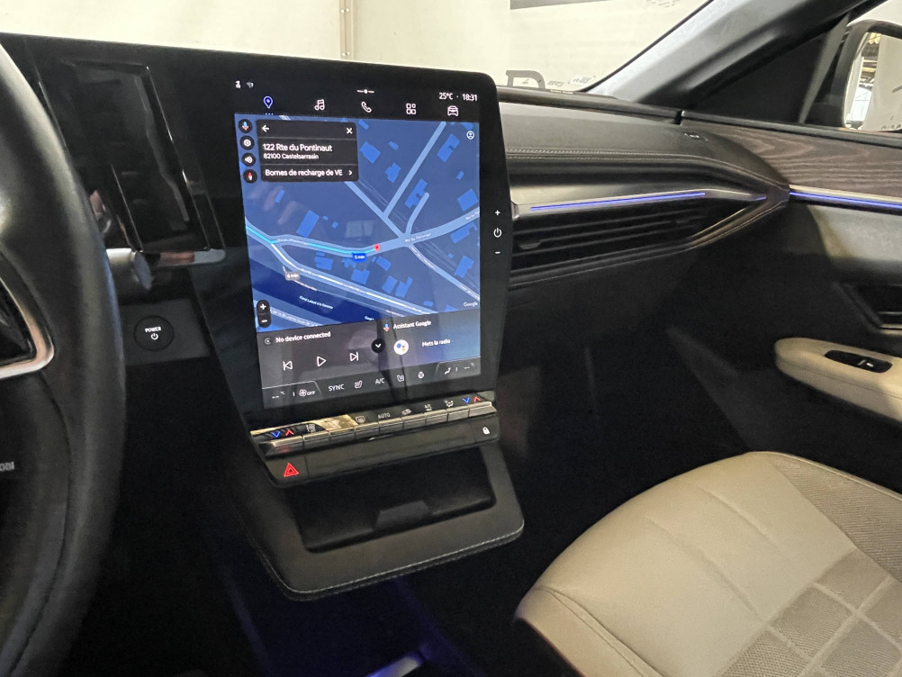 Acheter Renault Megane E-Tech Megane E-Tech EV60 220 ch super charge Iconic 5p occasion dans les concessions du Groupe Faurie