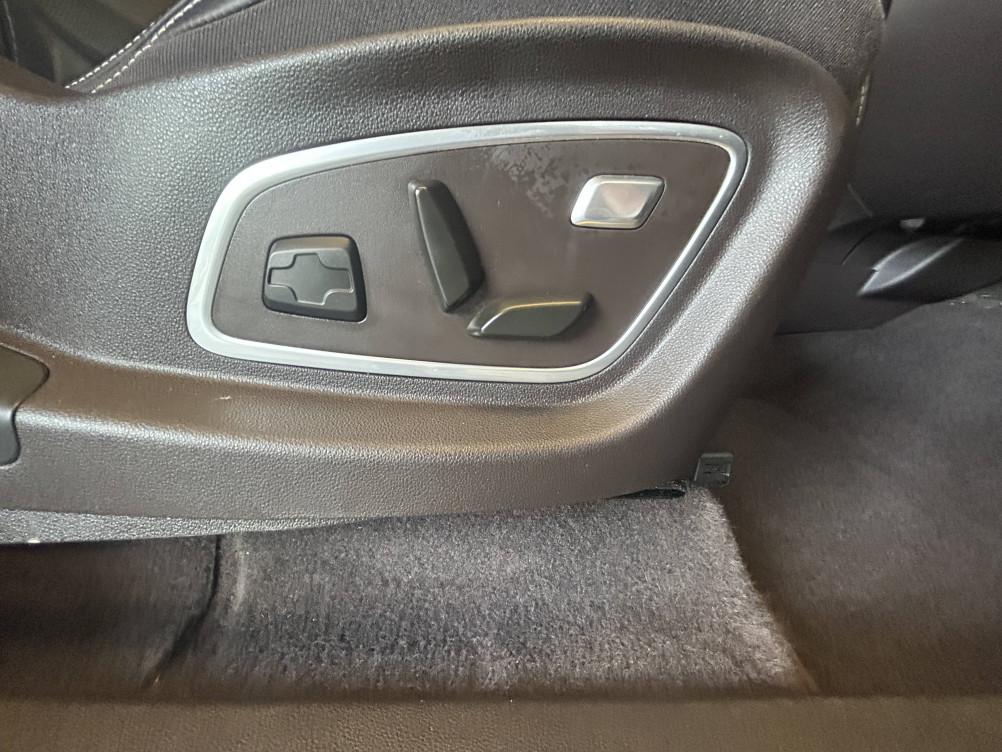 Acheter Renault Espace 5 E-Tech Espace Blue dCi 200 EDC Initiale Paris 5p occasion dans les concessions du Groupe Faurie