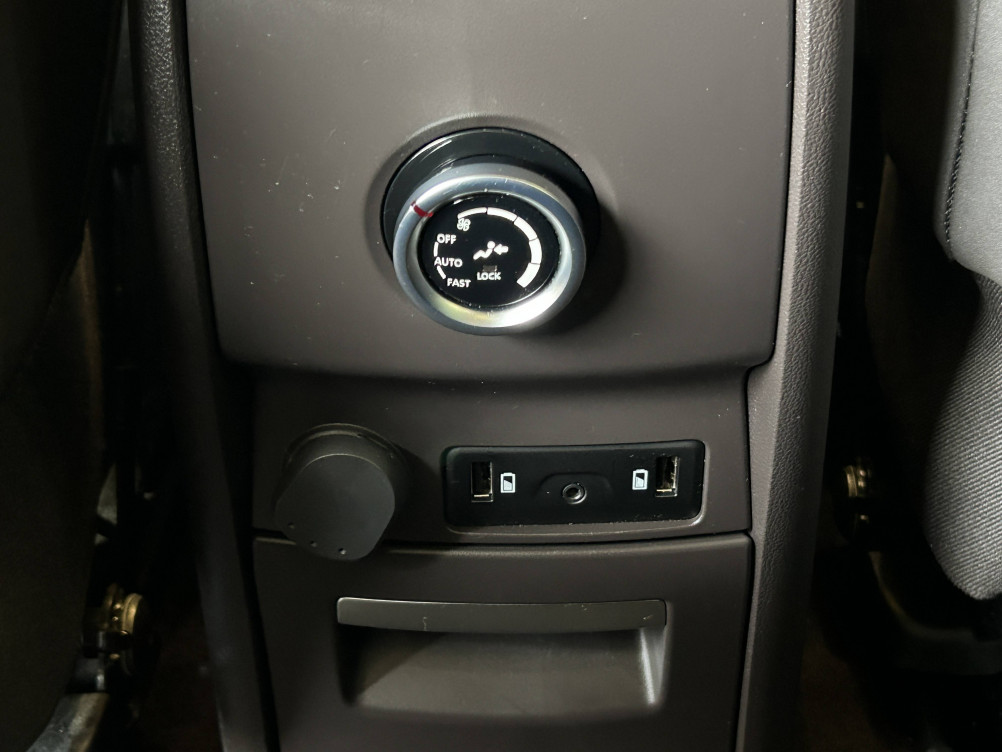 Acheter Renault Espace 5 E-Tech Espace Blue dCi 200 EDC Initiale Paris 5p occasion dans les concessions du Groupe Faurie
