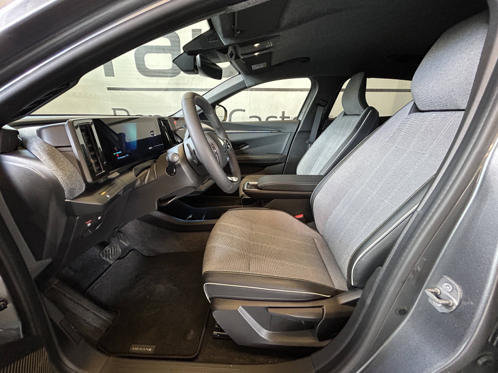Acheter Renault Megane E-Tech Megane E-Tech 220 ch autonomie confort AC7 Techno 5p occasion dans les concessions du Groupe Faurie