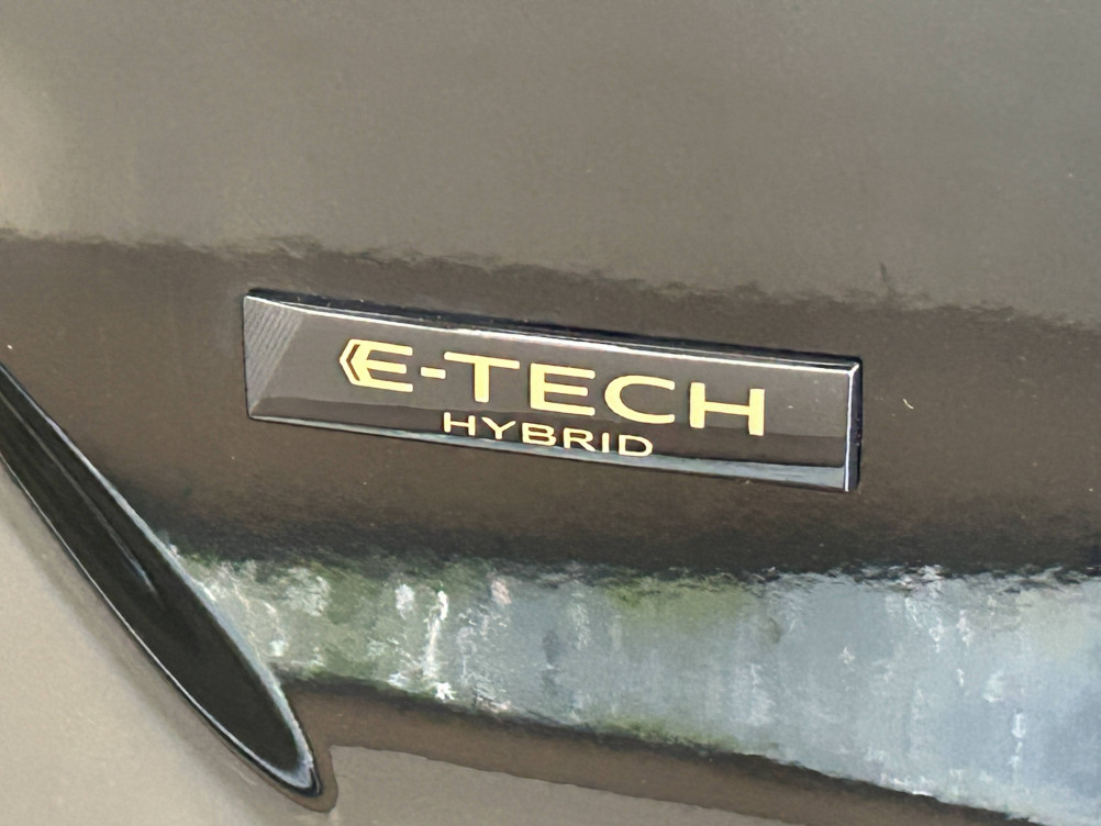 Acheter Renault Espace 6 Espace E-Tech full hybrid 200 GSR2 Iconic 5p occasion dans les concessions du Groupe Faurie