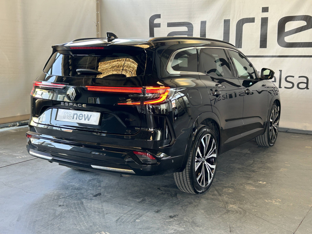 Acheter Renault Espace 6 Espace E-Tech full hybrid 200 GSR2 Iconic 5p occasion dans les concessions du Groupe Faurie