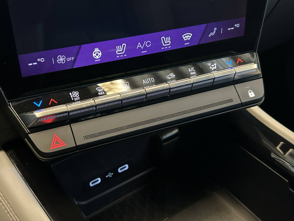 Acheter Renault Espace 6 Espace E-Tech full hybrid 200 GSR2 Iconic 5p occasion dans les concessions du Groupe Faurie