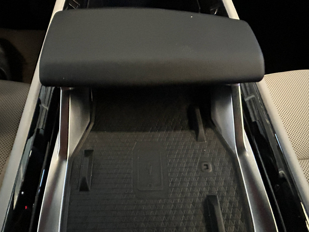 Acheter Renault Espace 6 Espace E-Tech full hybrid 200 GSR2 Iconic 5p occasion dans les concessions du Groupe Faurie