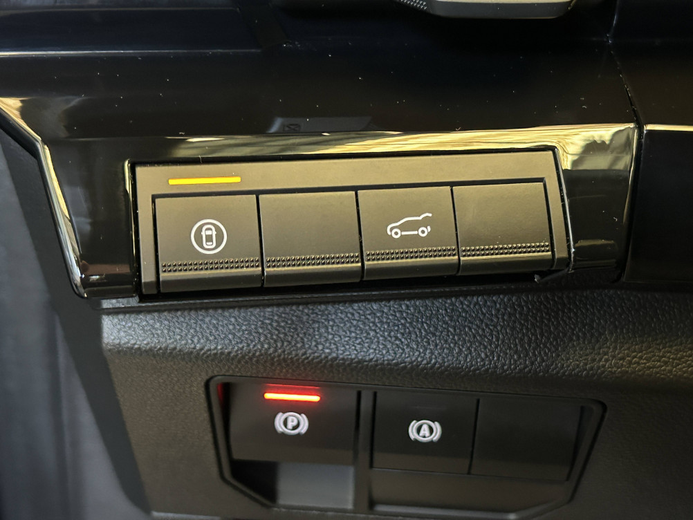 Acheter Renault Espace 6 Espace E-Tech full hybrid 200 GSR2 Iconic 5p occasion dans les concessions du Groupe Faurie
