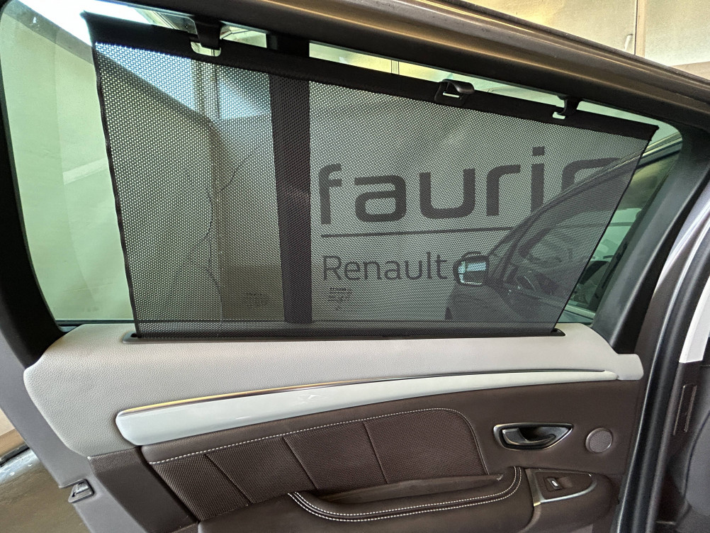 Acheter Renault Espace 5 E-Tech Espace Blue dCi 200 EDC Initiale Paris 5p occasion dans les concessions du Groupe Faurie