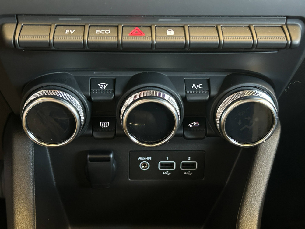 Acheter Renault Clio 5 Clio E-Tech 140 - 21N Business 5p occasion dans les concessions du Groupe Faurie