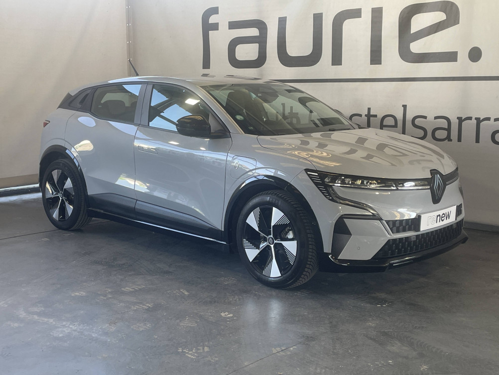 Acheter Renault Megane E-Tech Megane E-Tech EV40 130ch standard charge Equilibre 5p occasion dans les concessions du Groupe Faurie