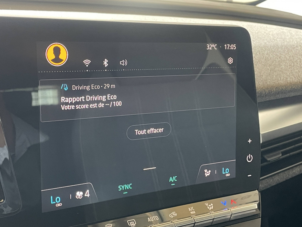 Acheter Renault Megane E-Tech Megane E-Tech EV40 130ch standard charge Equilibre 5p occasion dans les concessions du Groupe Faurie
