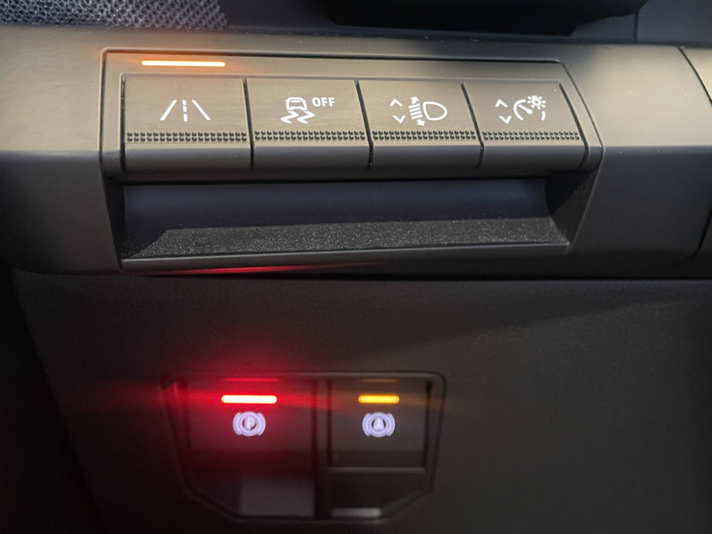 Acheter Renault Megane E-Tech Megane E-Tech EV40 130ch standard charge Equilibre 5p occasion dans les concessions du Groupe Faurie