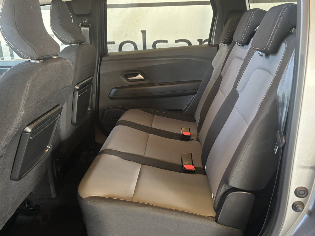 Acheter Dacia Jogger Jogger Hybrid 140 7 places GSR2 Extreme + 5p occasion dans les concessions du Groupe Faurie