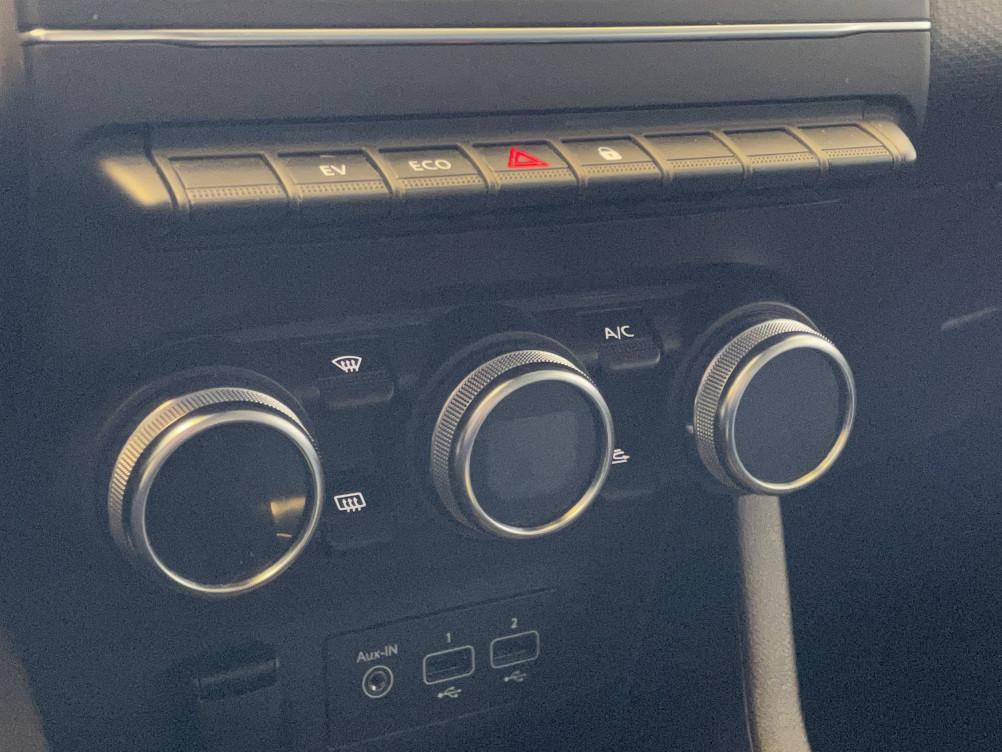 Acheter Renault Clio 5 Clio E-Tech 140 Business 5p occasion dans les concessions du Groupe Faurie